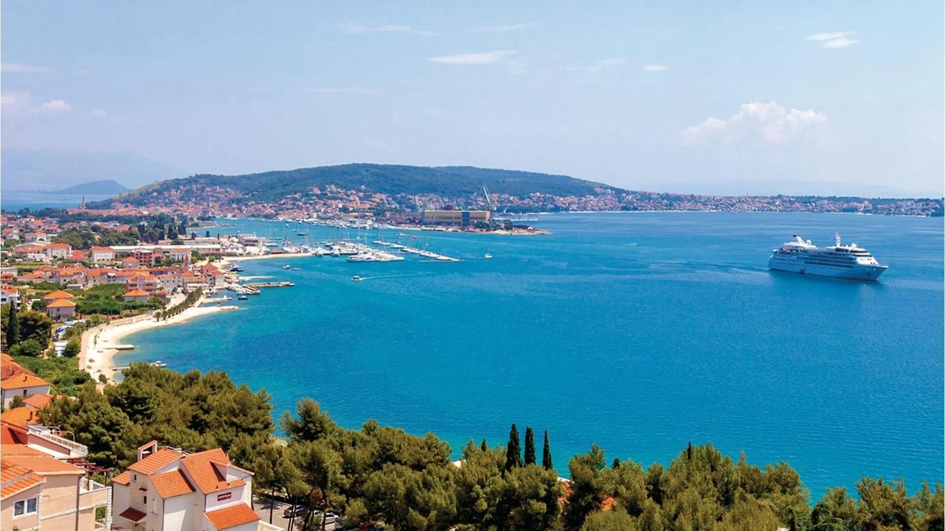 Beautiful Apartment In Trogir With Kitchen