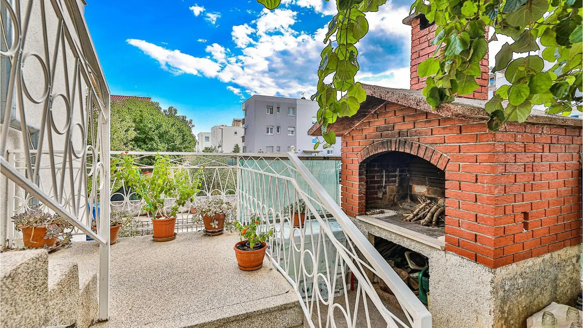 Beautiful Apartment In Trogir With Kitchen